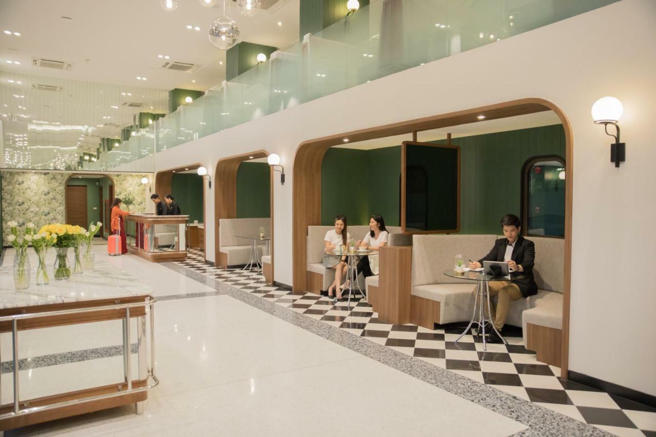 Justice Hotel Bangkok Exterior foto